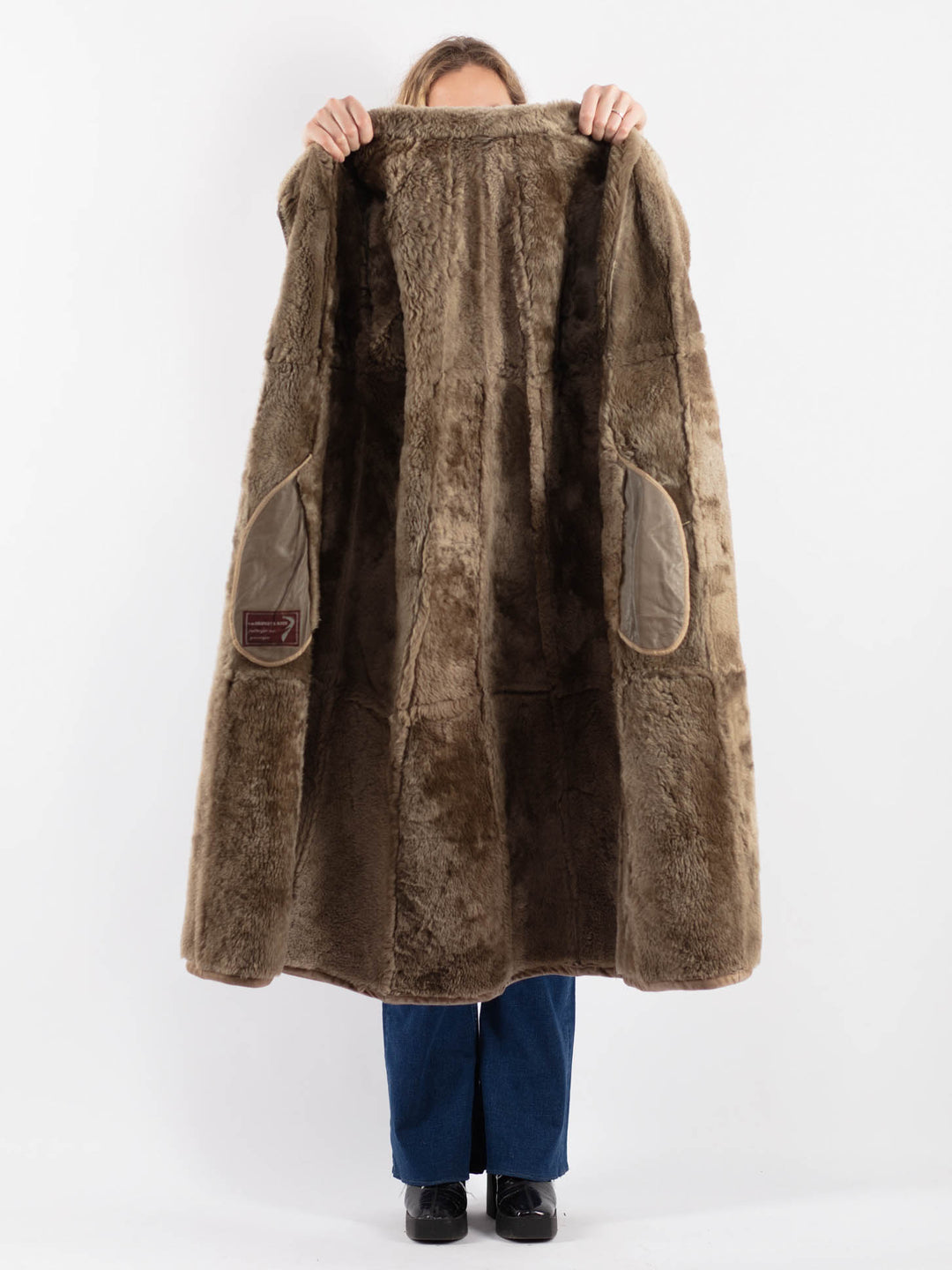 Vintage 80's Women Sheepskin Coat in BeigeV9179