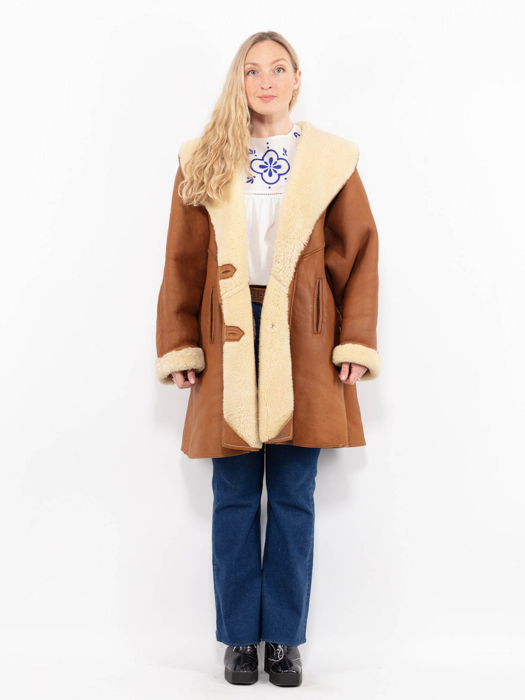 Vintage 80's Women Sheepskin Coat in BrownA1066