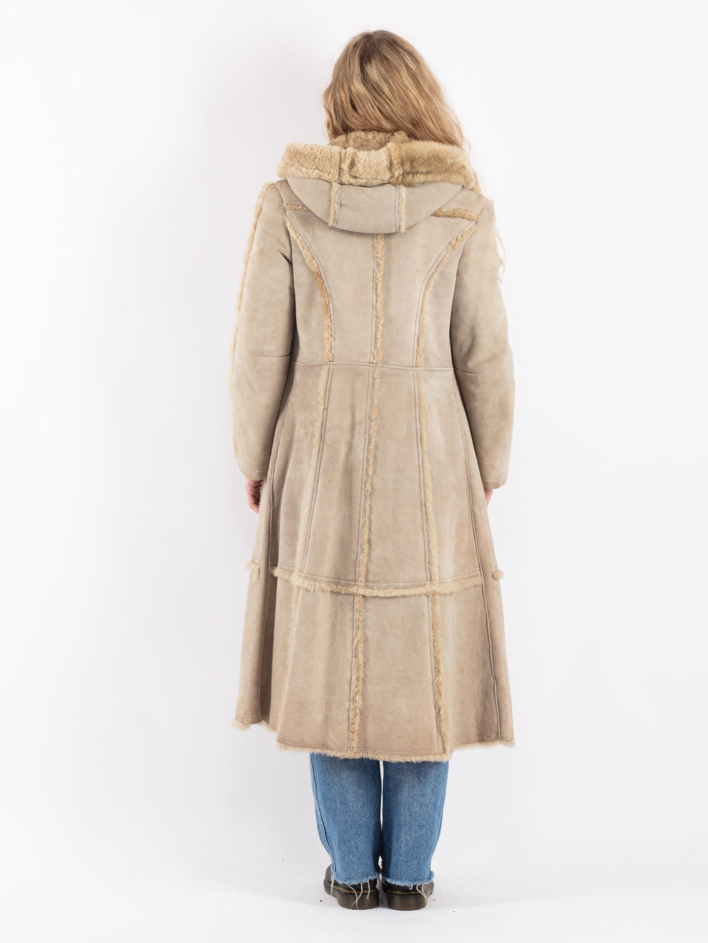 Vintage 80's Women Sheepskin Coat in BeigeV9076