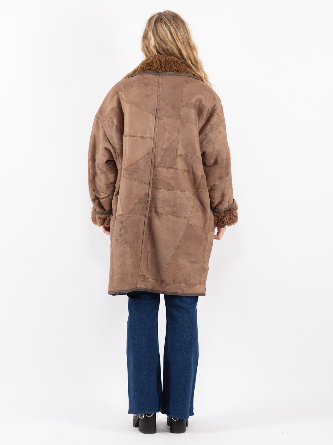 Vintage 80's Women Sheepskin Coat in Beige