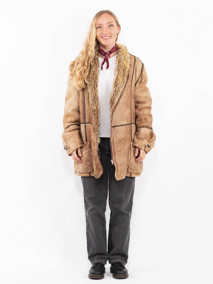 Vintage 80's Women Sheepskin Coat in BeigeA0686