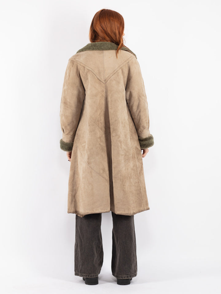 Vintage 80's Women Sheepskin Coat in Beige