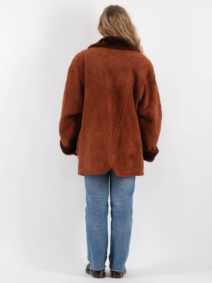Vintage 80's Women Sheepskin Shearling Coat in Brown