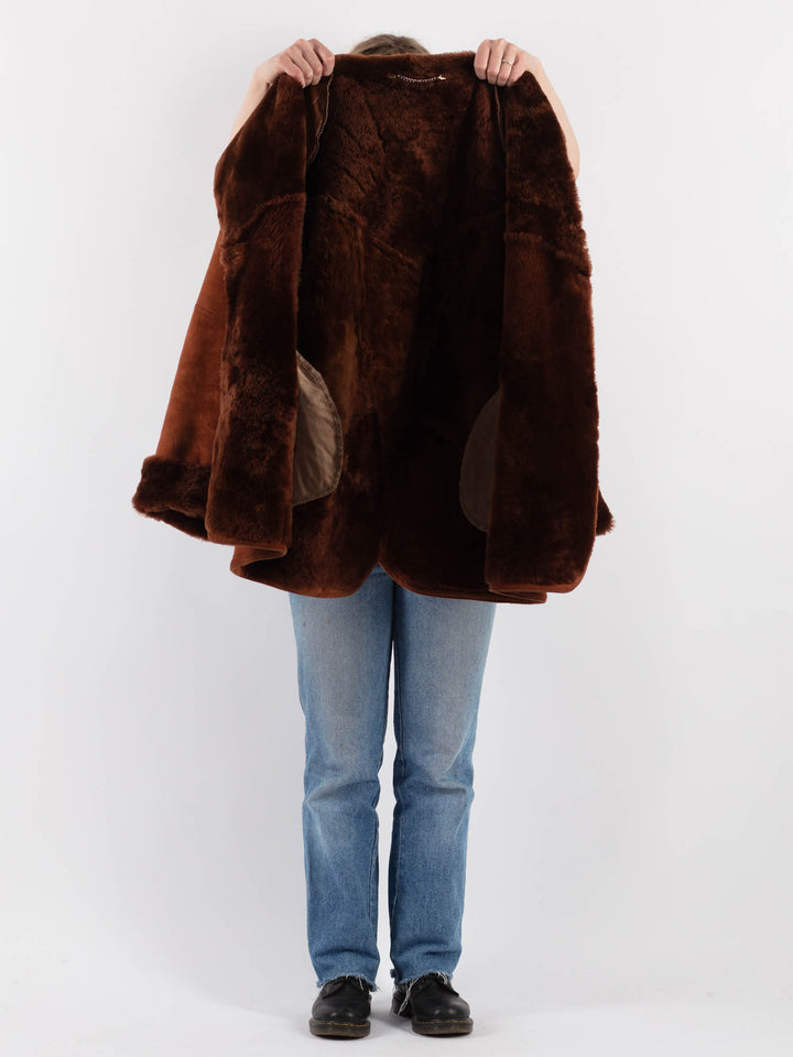 Vintage 80's Women Sheepskin Shearling Coat in Brown