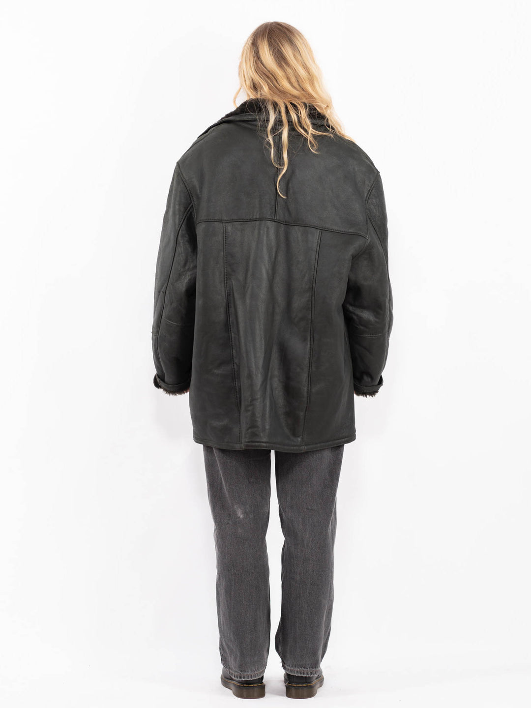 Vintage 90's Women Oversized Sheepskin Coat in Black