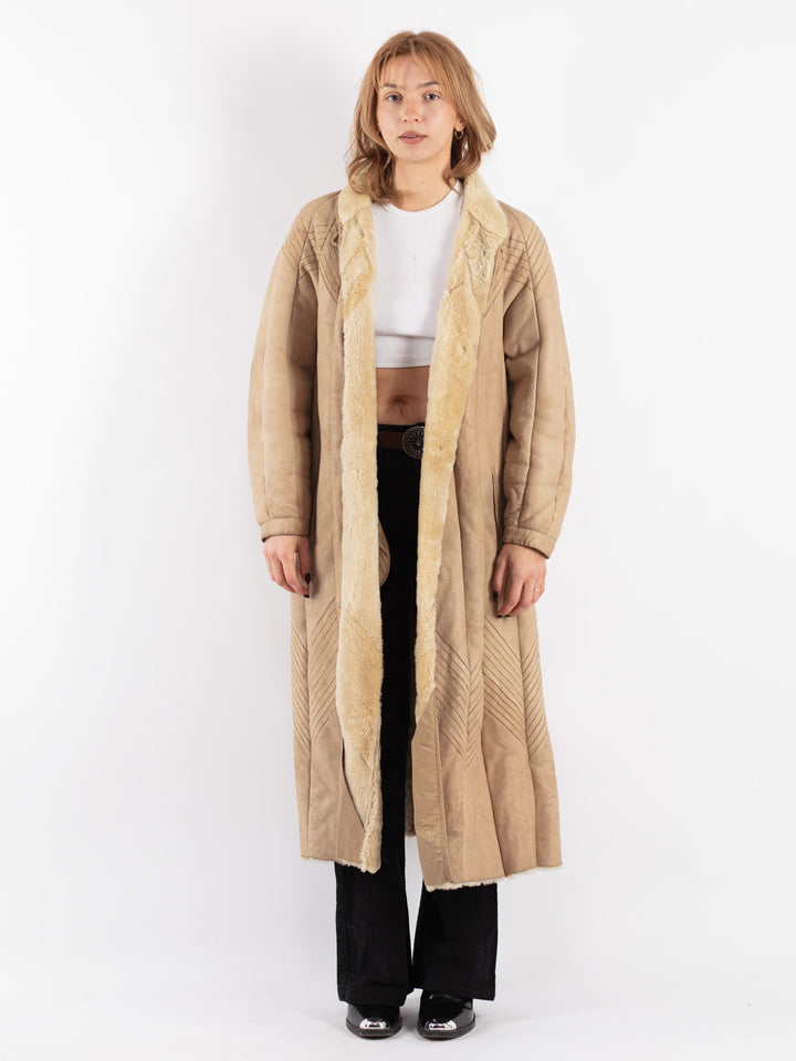 Vintage 80's Women Sheepskin Coat in Beige