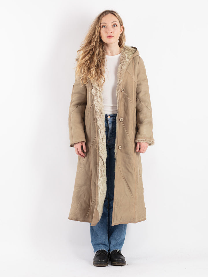 Vintage 80's Women Sheepskin Coat in BeigeV9080