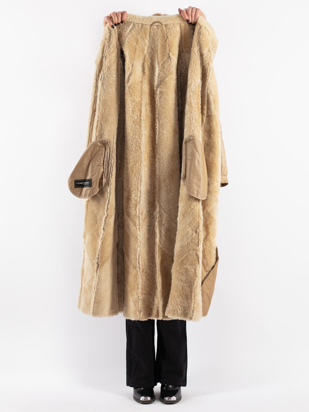 Vintage 80's Women Sheepskin Coat in Beige