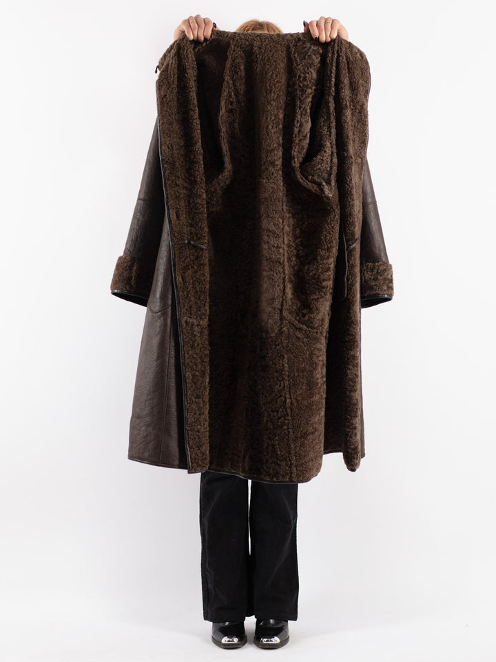 Vintage 80's Women Sheepskin Shearling in Brown