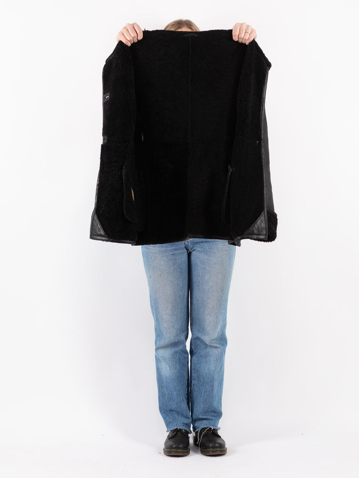 Vintage 80's Women Sheepskin Coat in Black