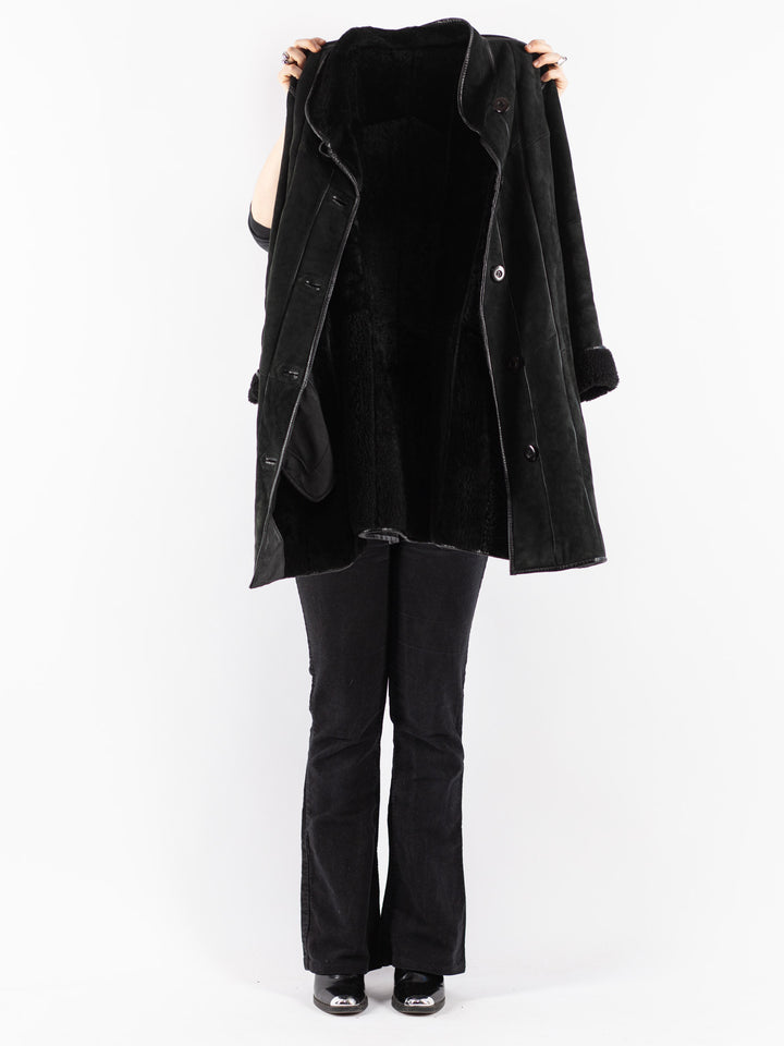 Vintage 80's Women Sheepskin Coat in Black