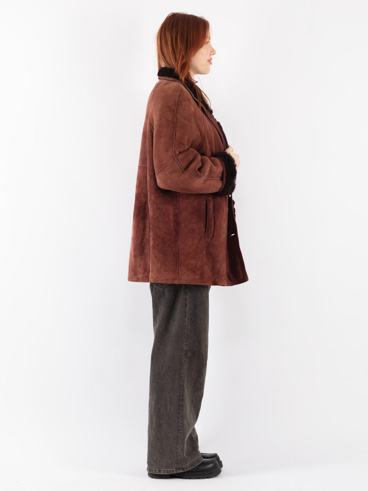 Vintage 80's Women Sheepskin Coat in Brown