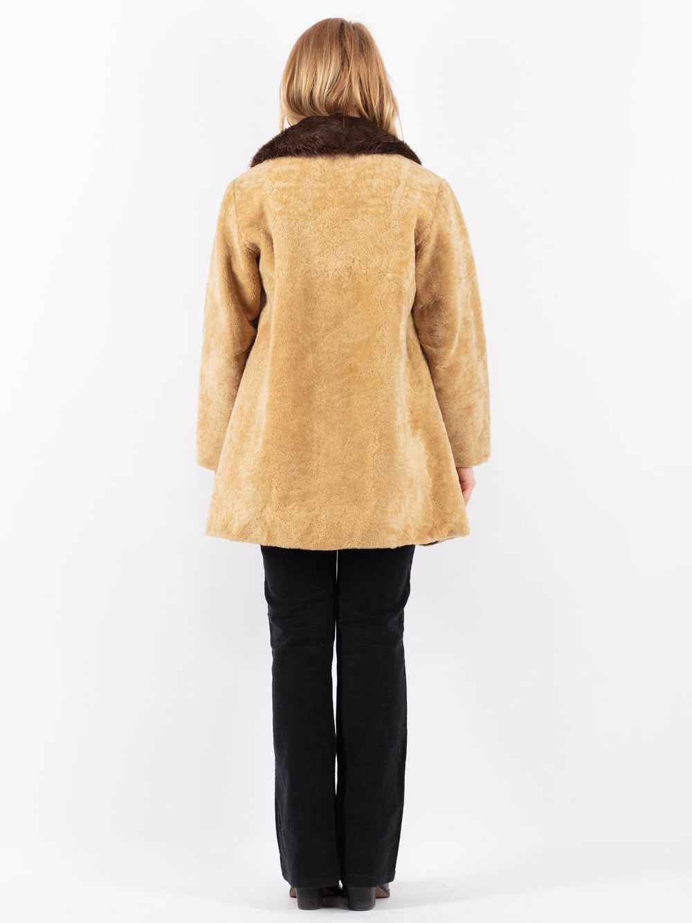 Vintage 80's Women Sheepskin in BeigeV9699