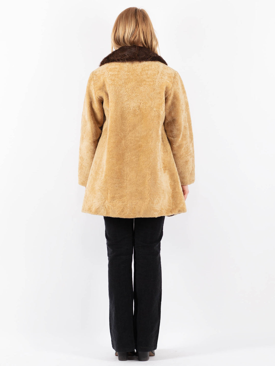 Vintage 80's Women Sheepskin in BeigeV9699
