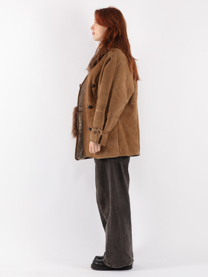 Vintage 80's Women Sheepskin Coat in BrownV8523