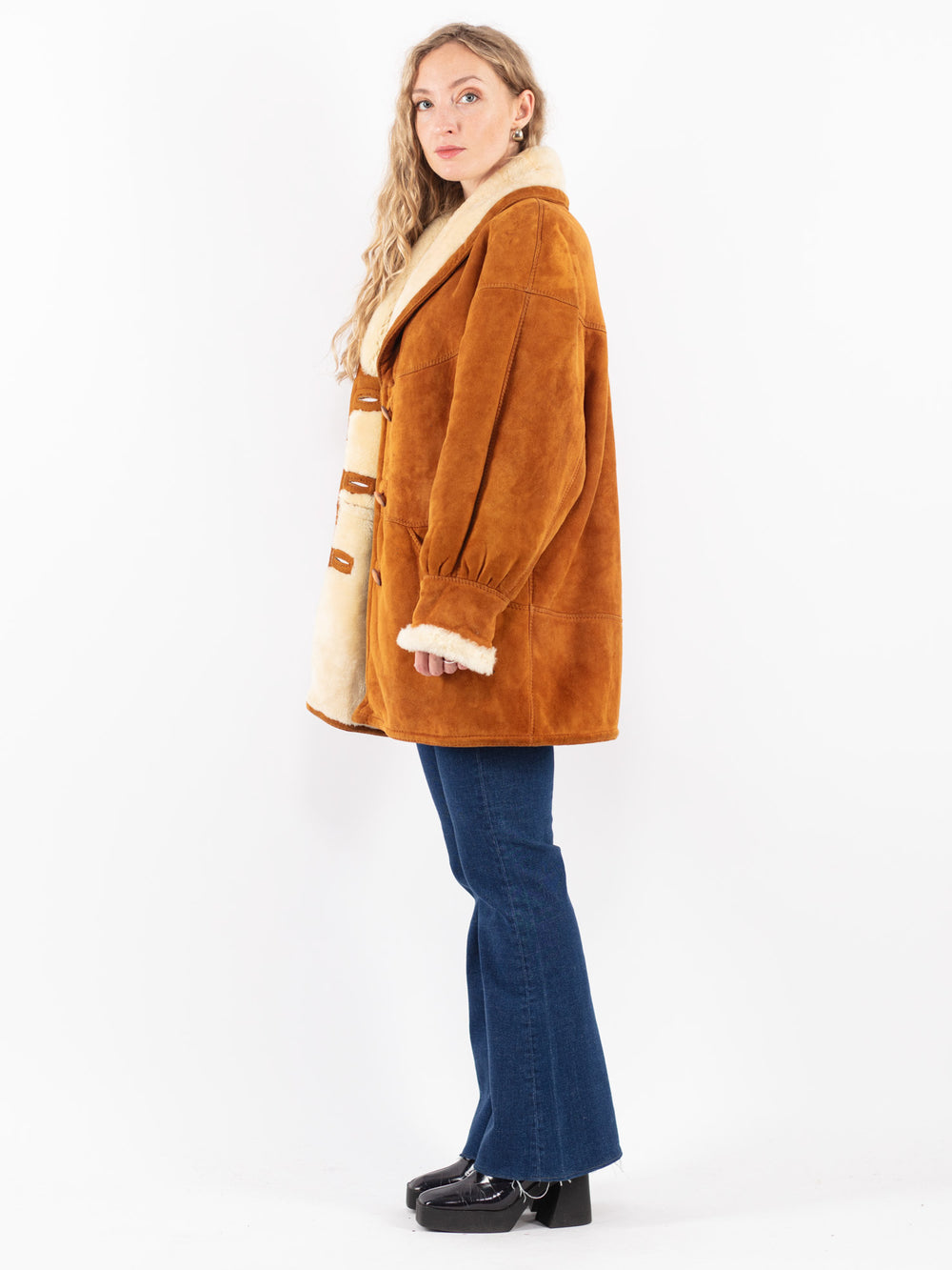 Vintage 80's Women Sheepskin Shearling Coat in Brown