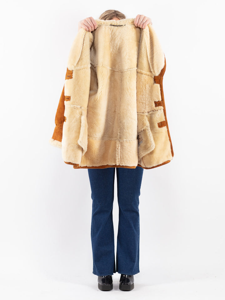 Vintage 80's Women Sheepskin Shearling Coat in Brown