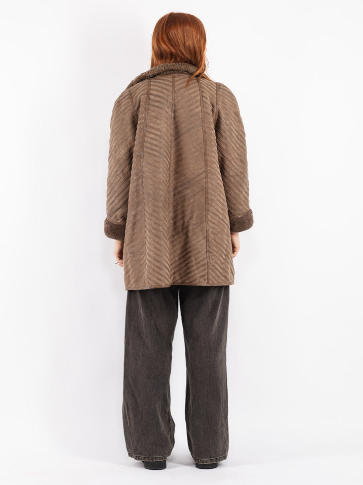 Vintage 80's Women Sheepskin Coat in Beige