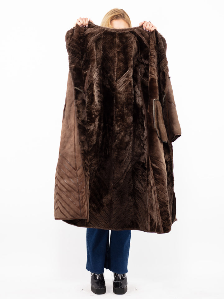 Vintage 80's Women Hooded Sheepskin Long Coat in Brown