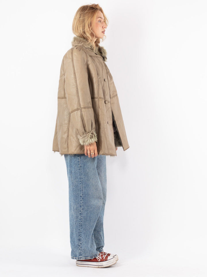 Vintage 80's Women Sheepskin Coat in Beige
