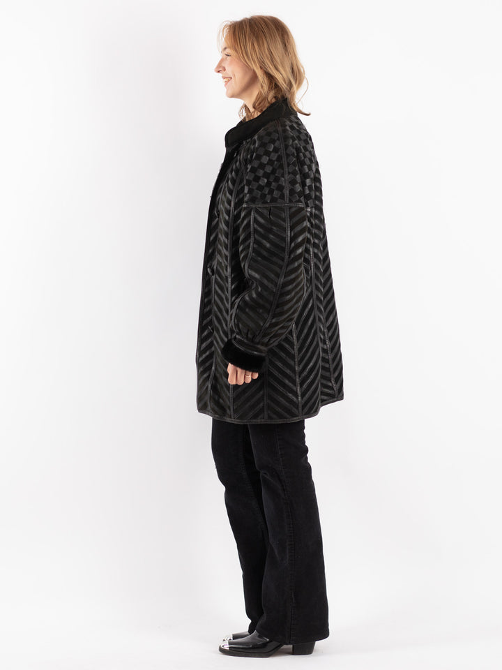 Vintage 80's Women Sheepskin Shearling Coat in Black