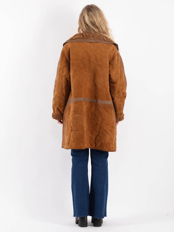 Vintage 80's Women Sheepskin Coat in Brown