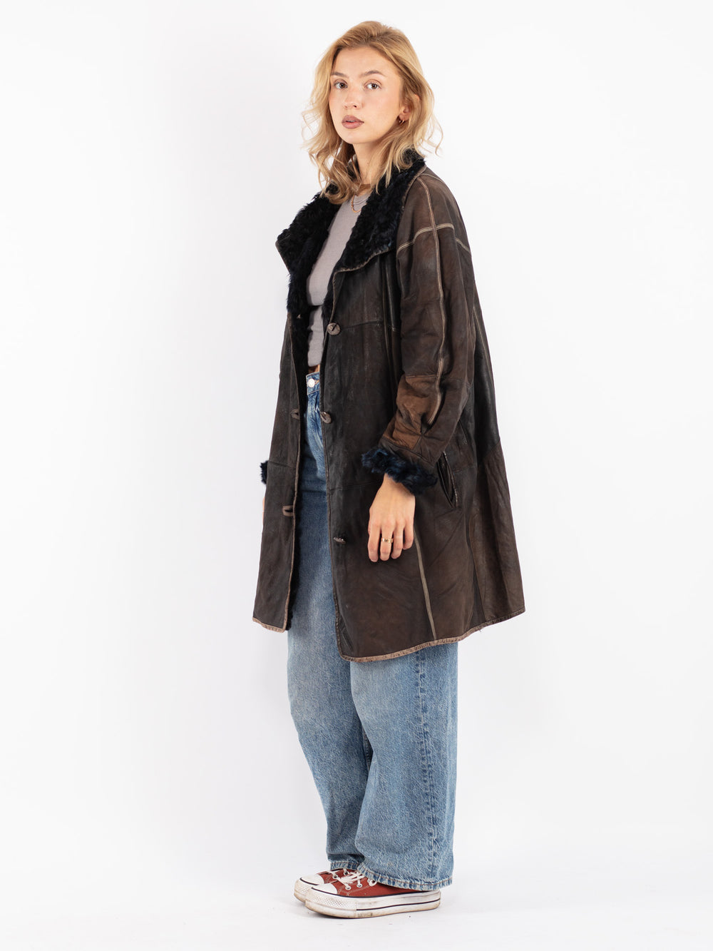 Vintage 80's Women Sheepskin Coat in Brown