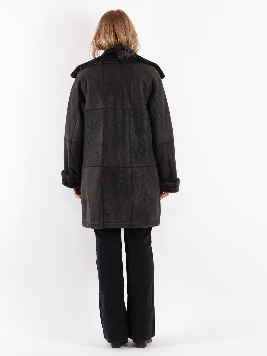 Vintage 80's Women Sheepskin Shearling Coat in Black