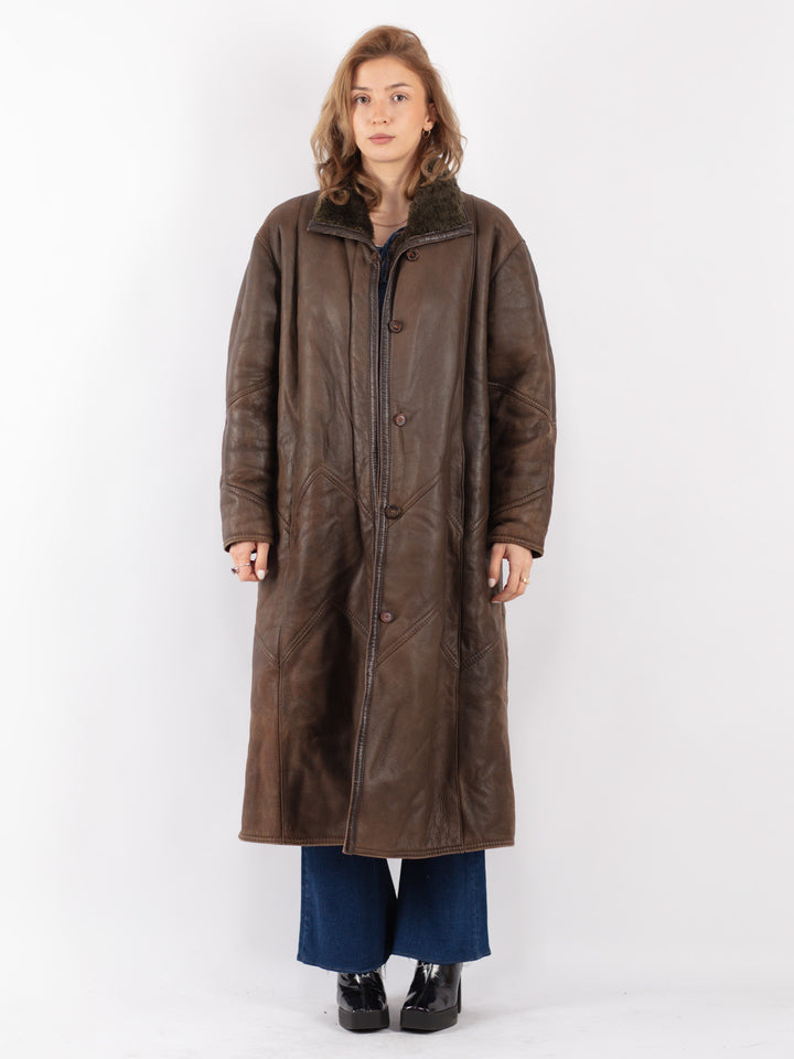 Vintage 80's Women Sheepskin Coat in