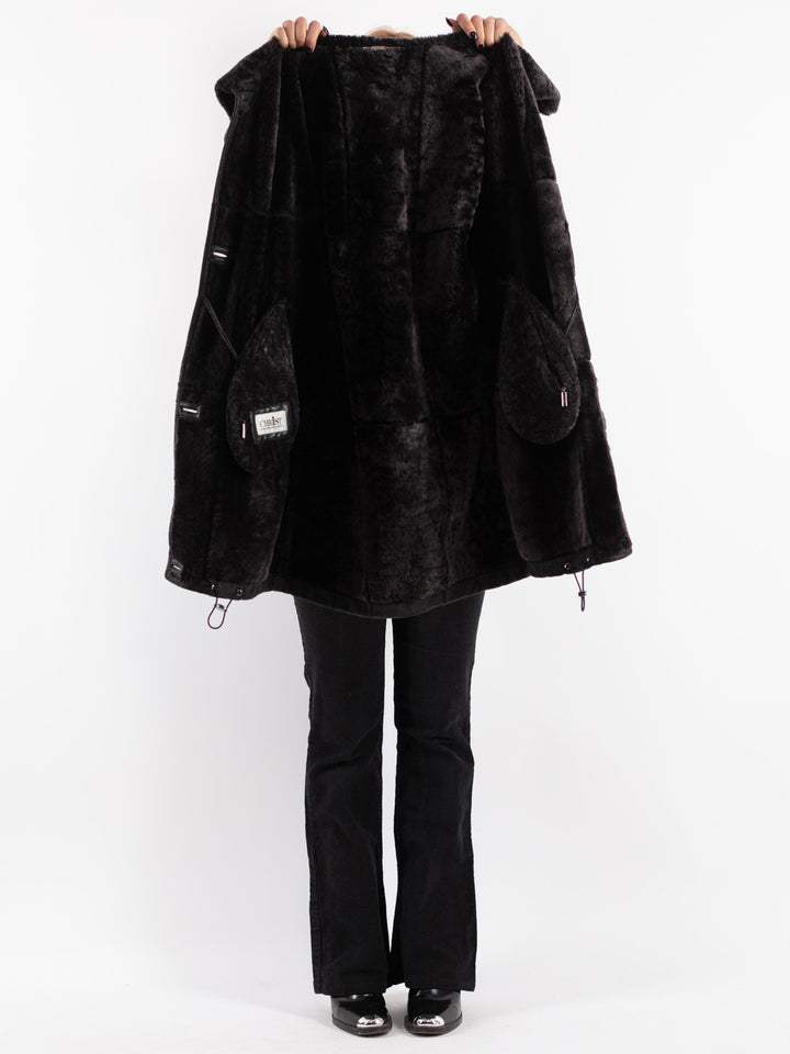 Vintage 80's Women Sheepskin Shearling Coat in Black