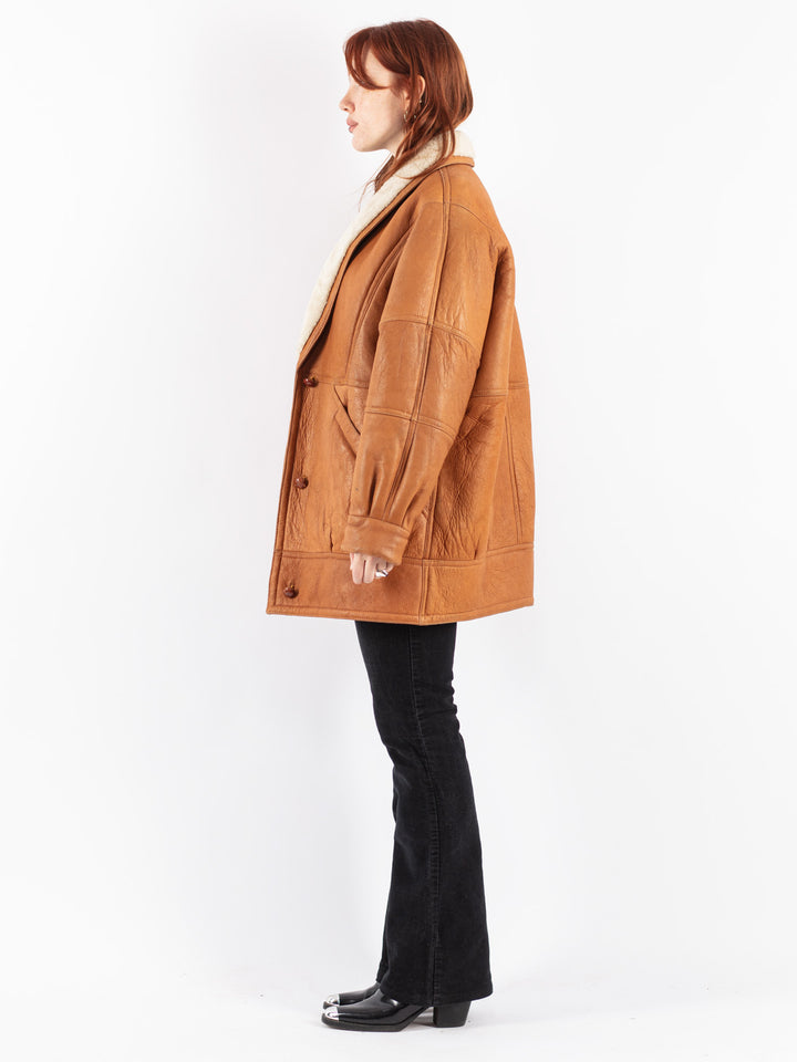 Vintage 80's Women Sheepskin Coat in Brown