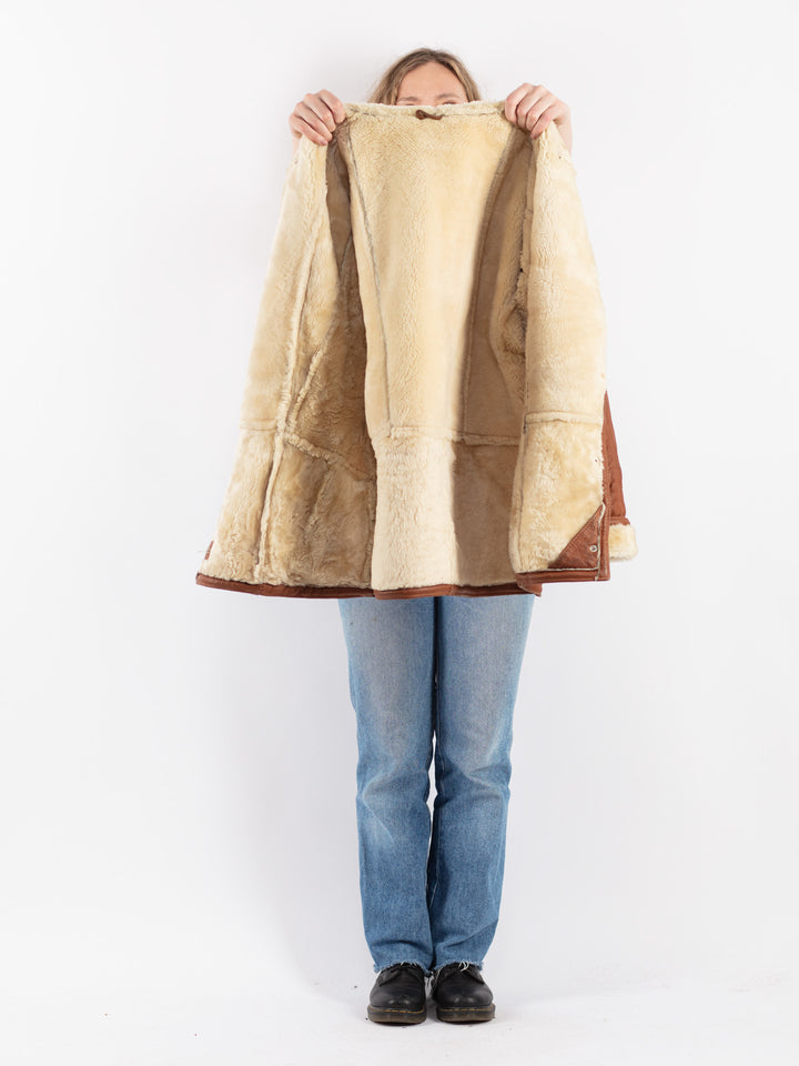 Vintage 80's Women Sheepskin Shearling Coat in Brown