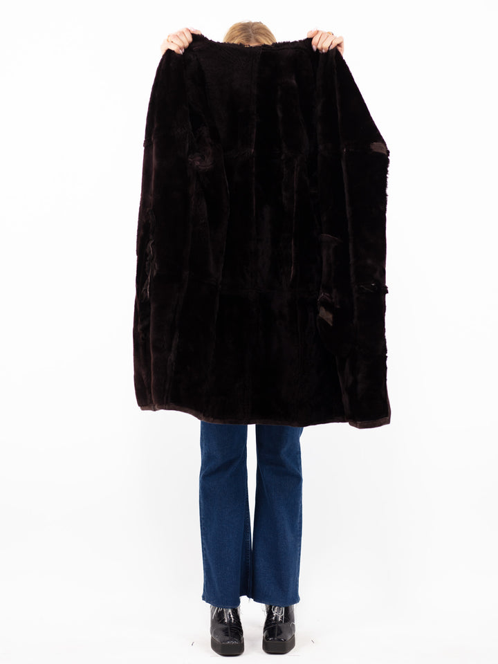 Vintage 80's Women Hooded Sheepskin Coat in Burgundy Brown
