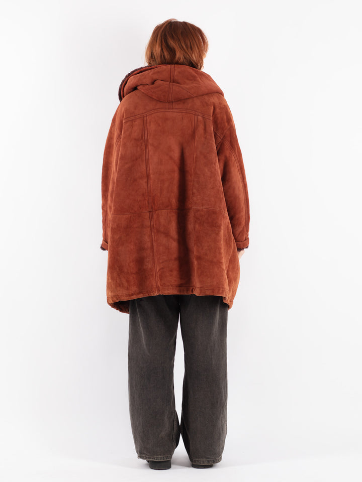 Vintage 80's Women Sheepskin Coat in Brown