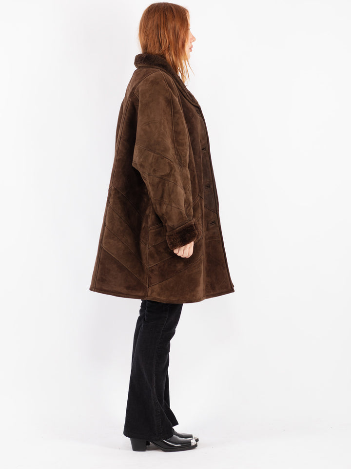 Vintage 80's Women Sheepskin Coat in Brown