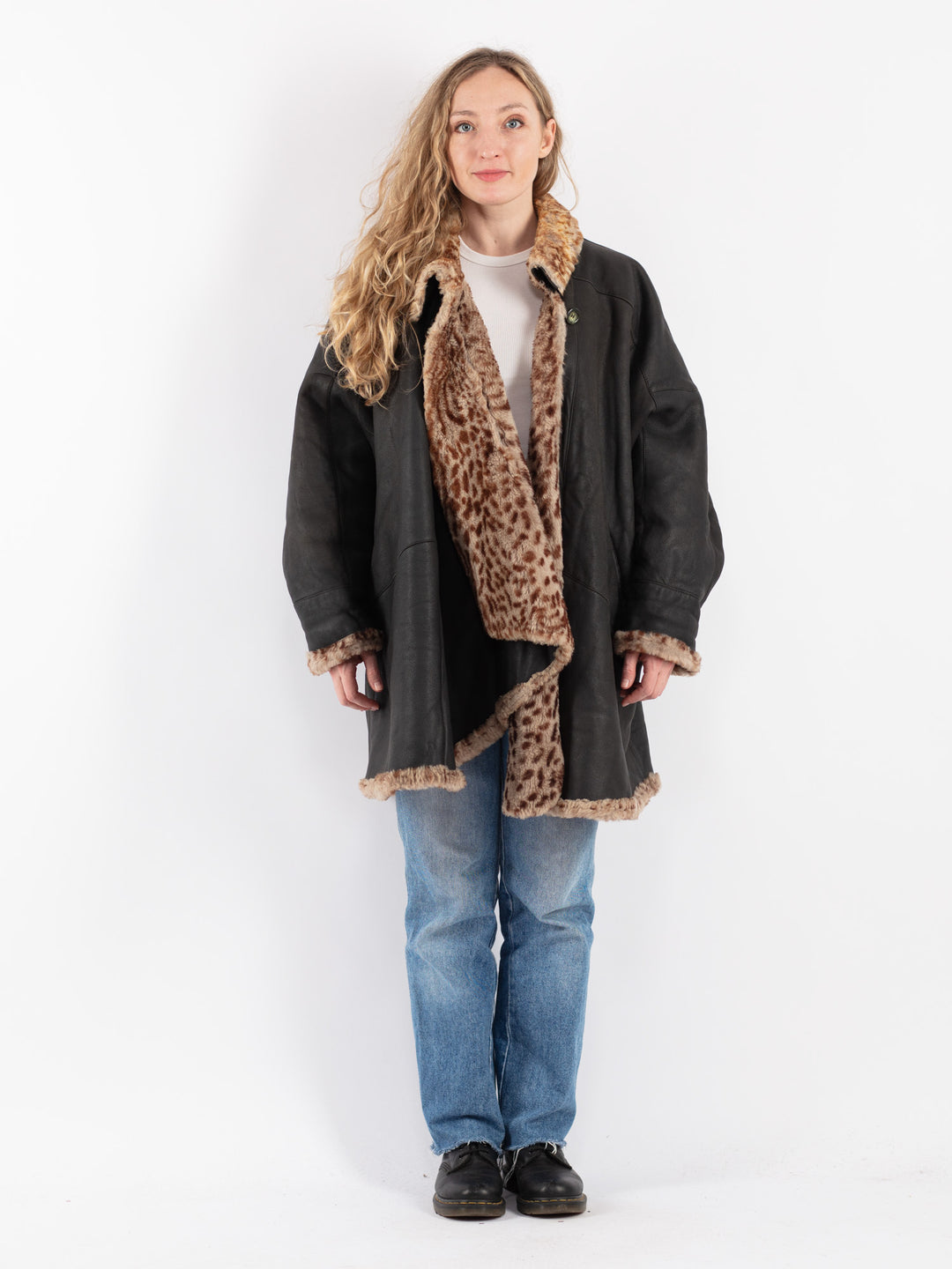 Vintage 80's Women Sheepskin Coat in BlackV9107