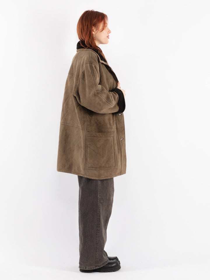 Vintage 80's Women Sheepskin Coat in Green