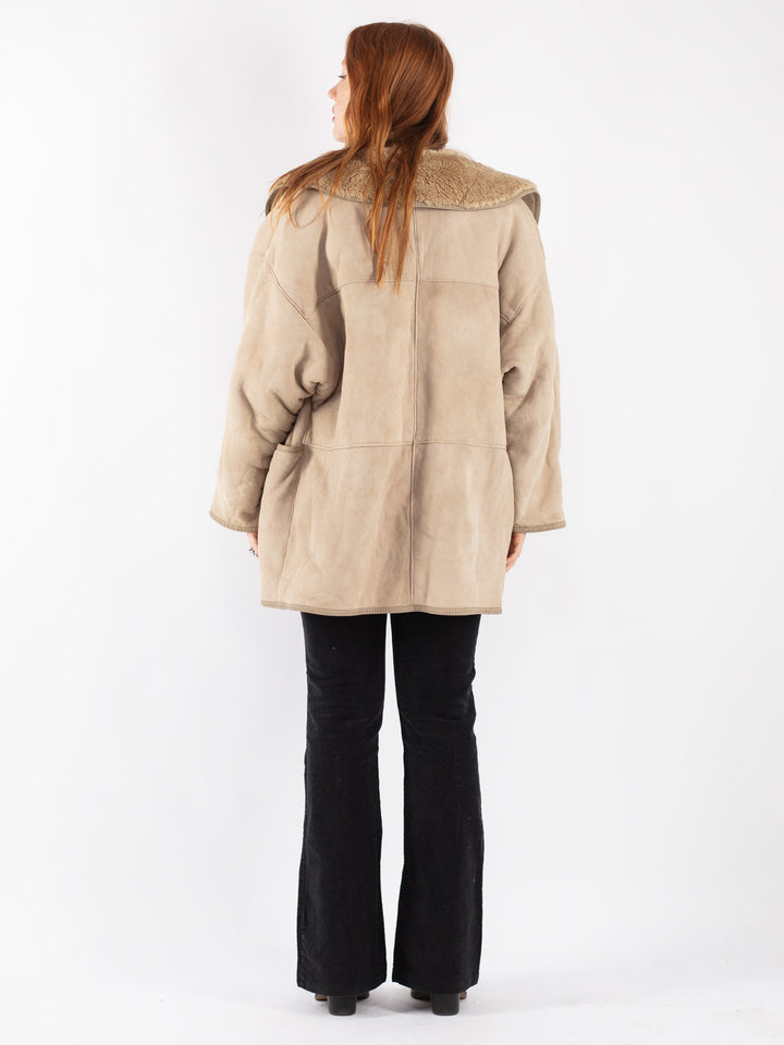 Vintage 90's Women Sheepskin in Beige