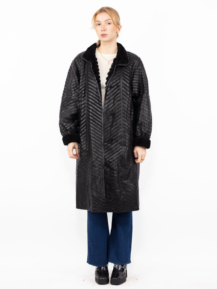 Vintage 80's Women Reversible Sheepskin Coat in Black