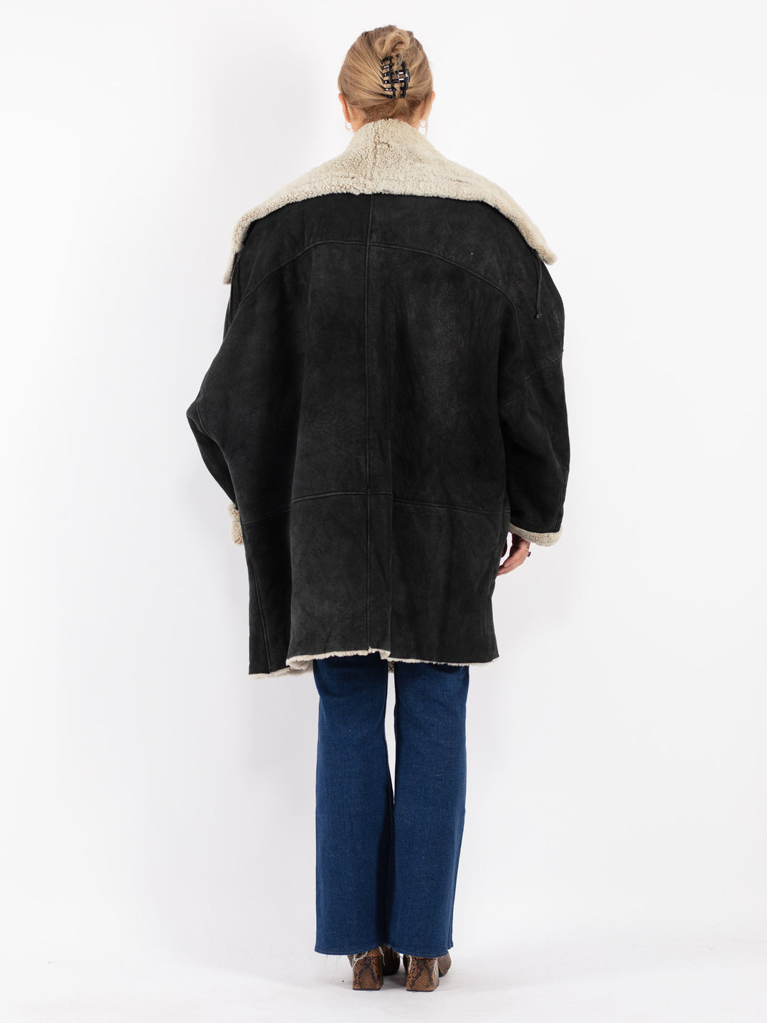 Vintage 80's Women Sheepskin Coat in Black