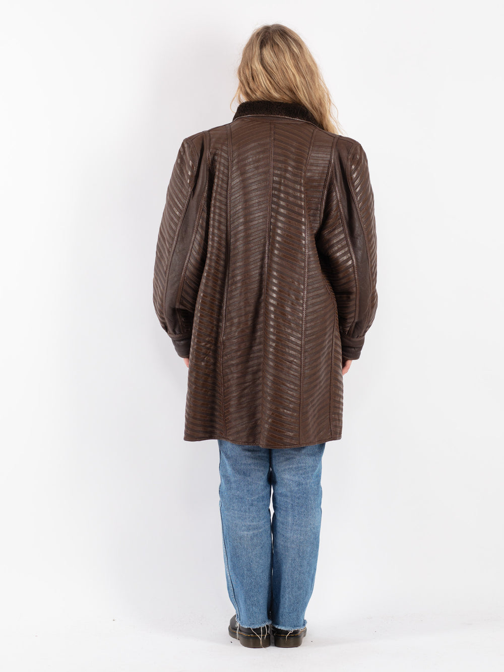 Vintage 80's Women Sheepskin Coat in Brown