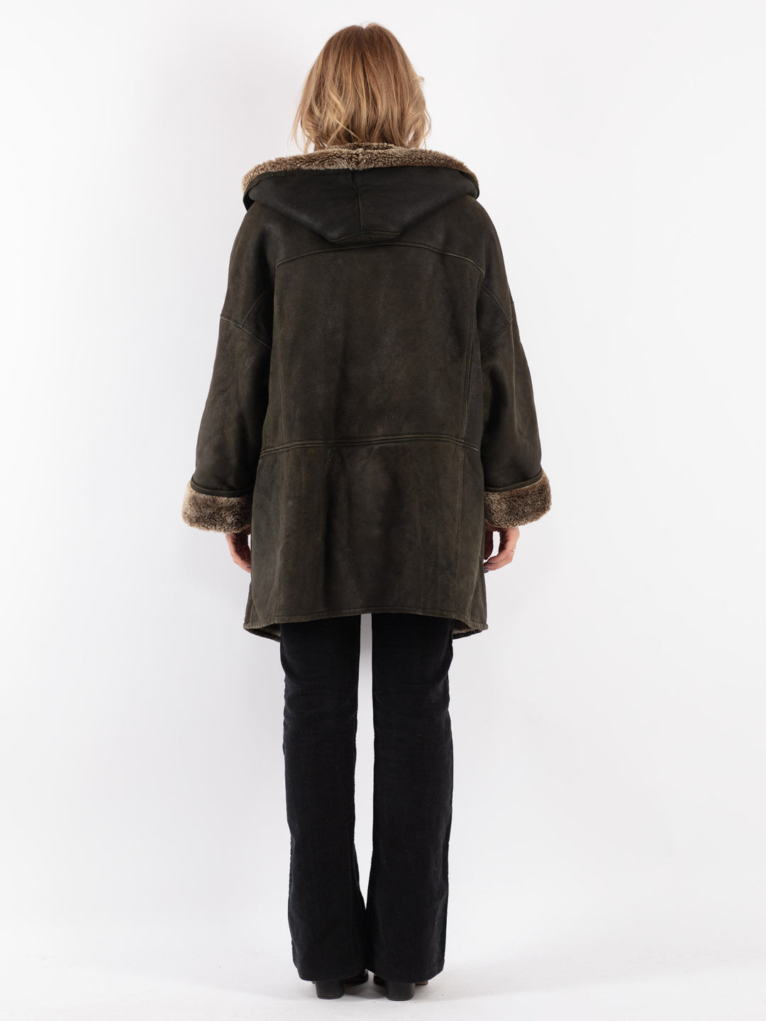 Vintage 80's Women Sheepskin Coat in Black