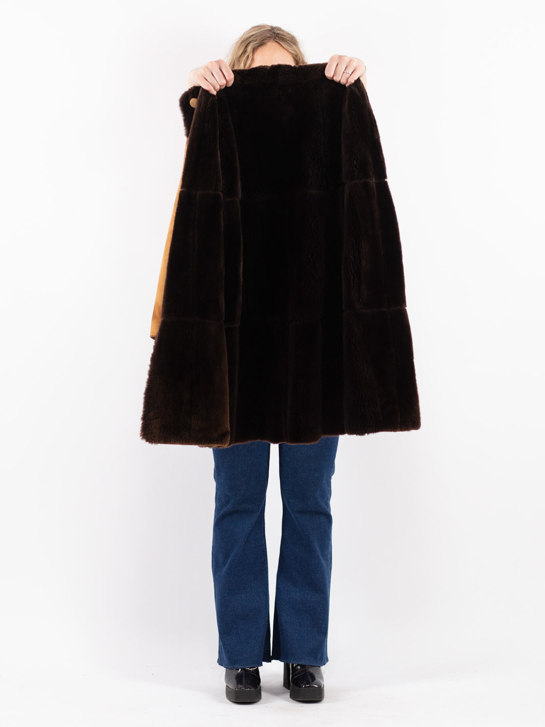 Vintage 80's Women Sheepskin Coat in Brown