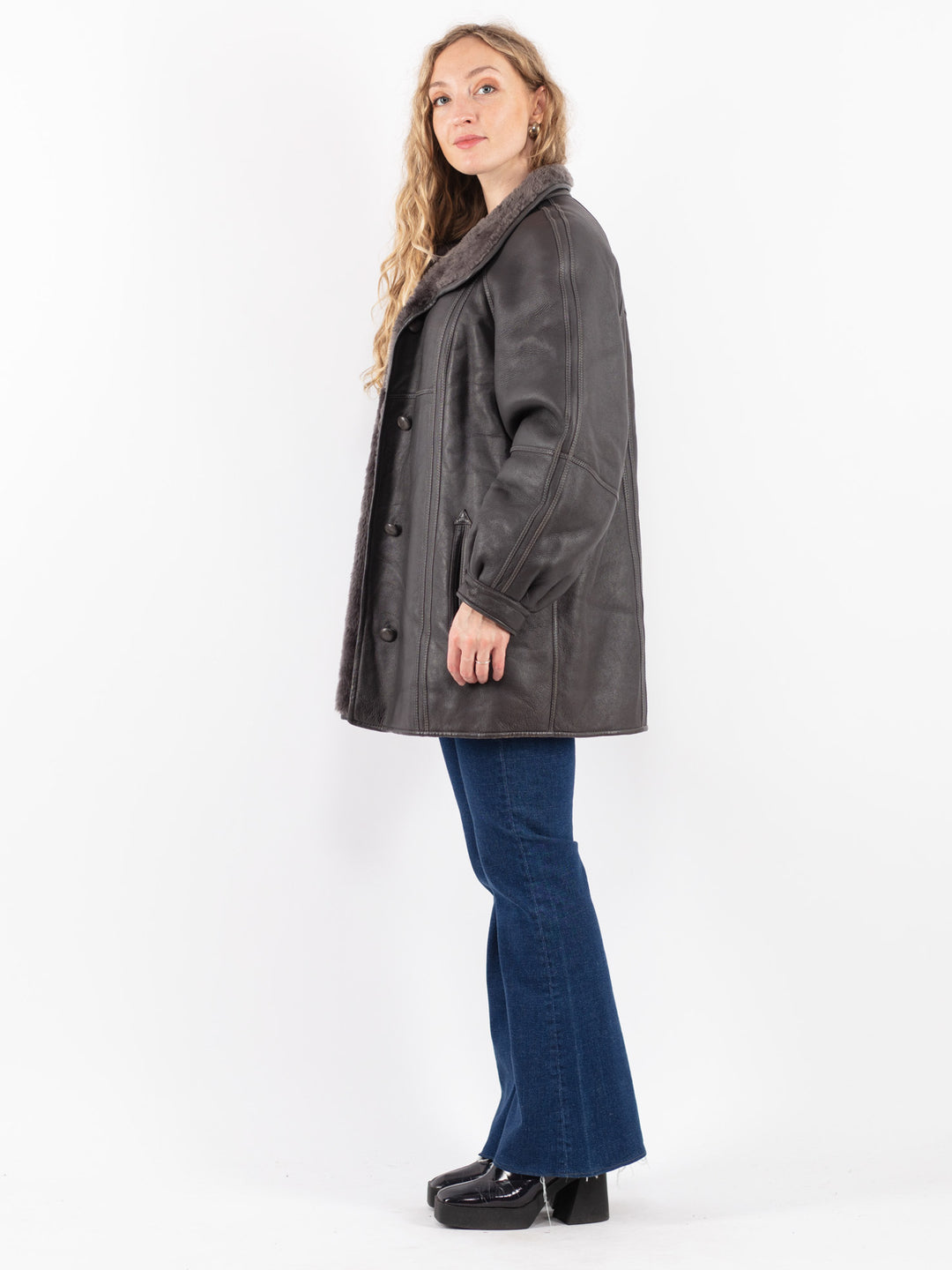 Vintage 80's Women Sheepskin Coat in Gray