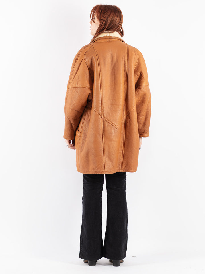 Vintage 80's Women Sheepskin Shearling Coat in Brown