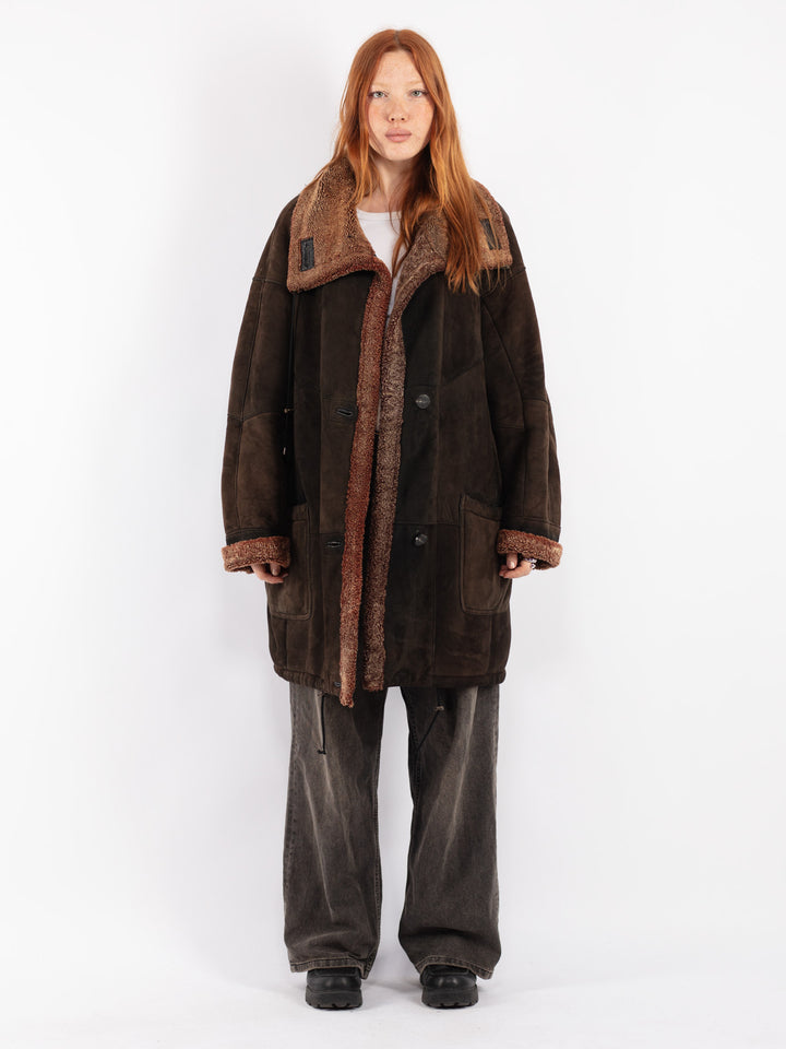 Vintage 90's Women Sheepskin Coat in Brown