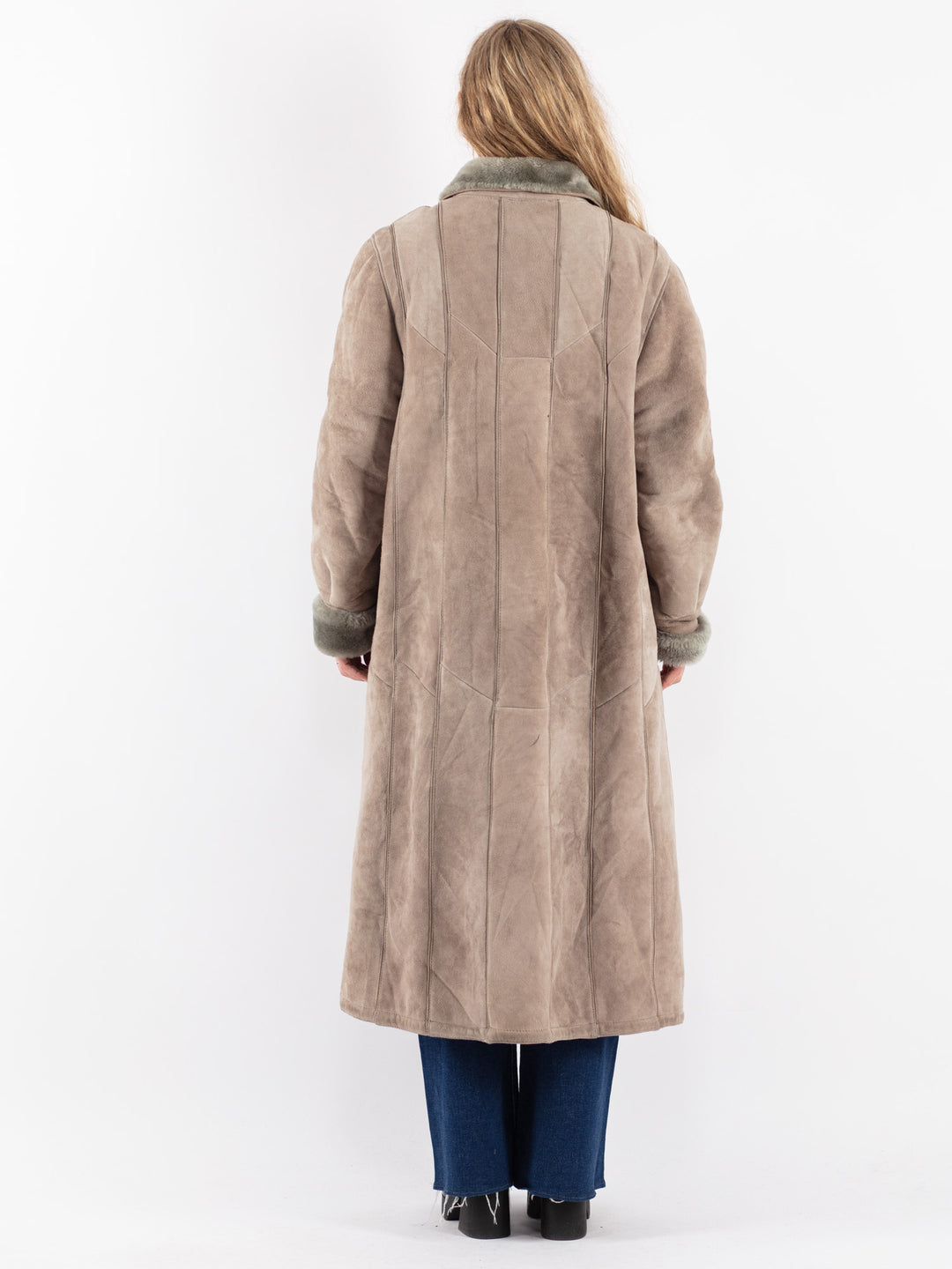 Vintage 70's Women Sheepskin Coat in Beige
