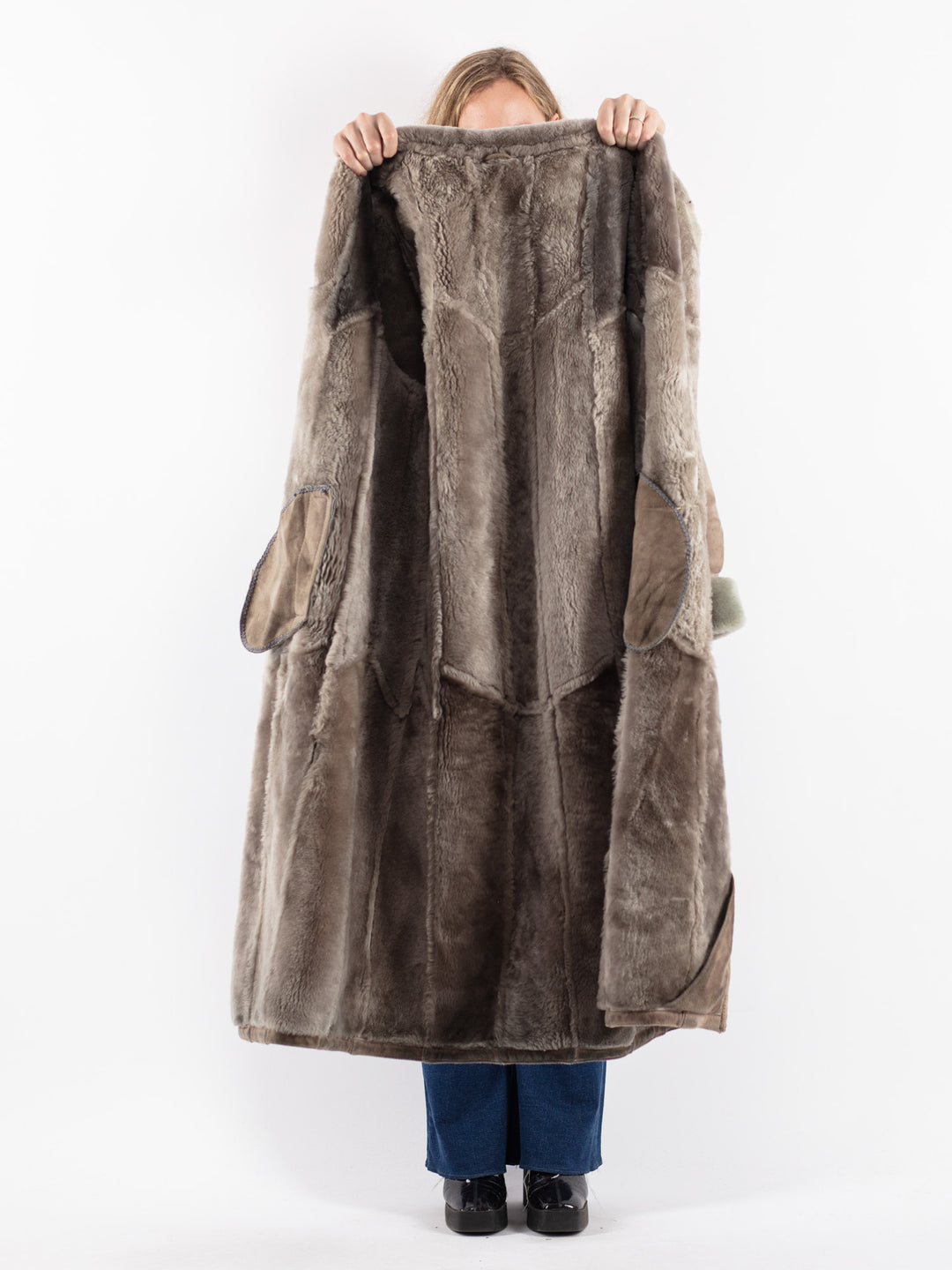 Vintage 70's Women Sheepskin Coat in Beige