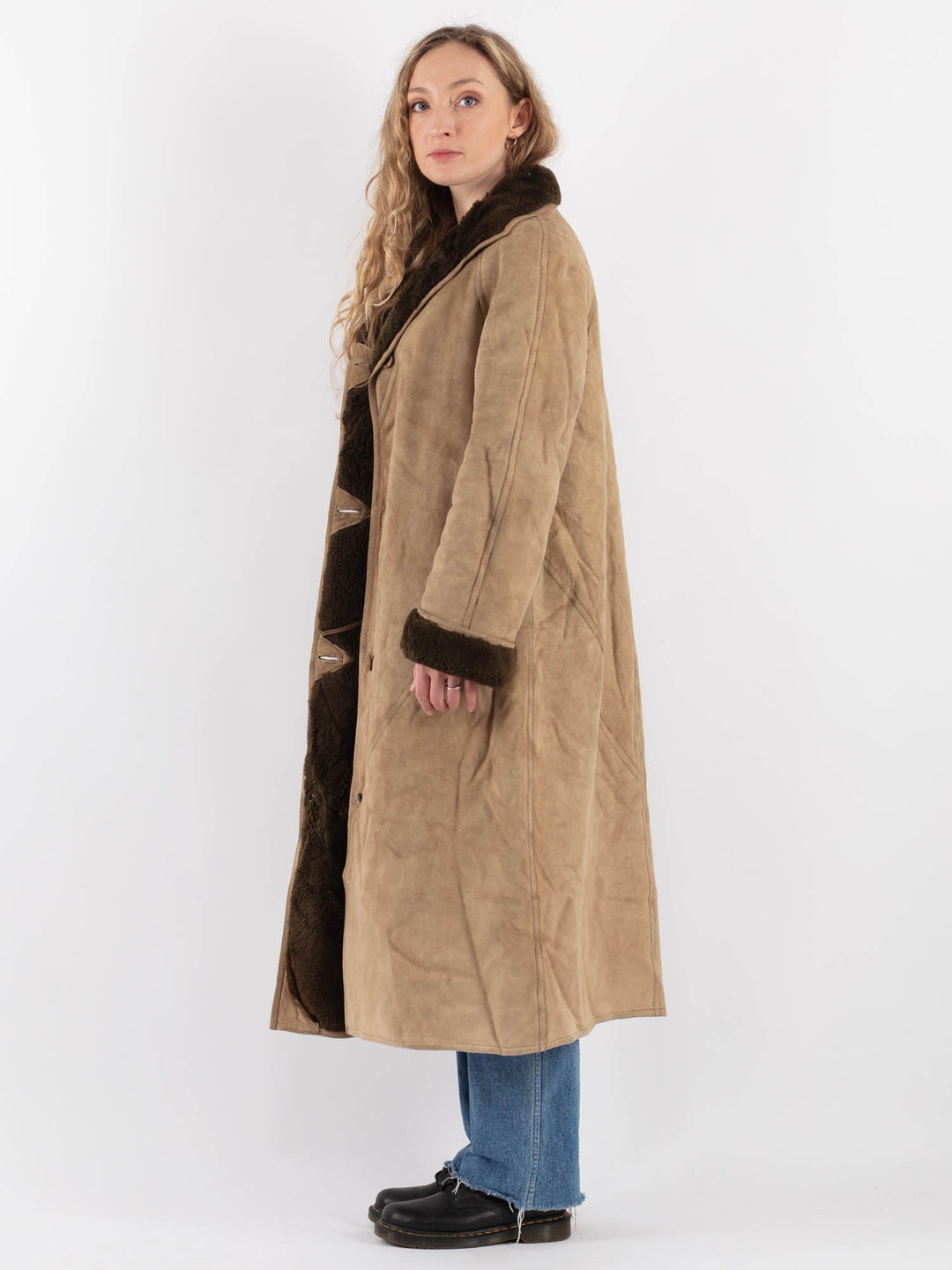 Vintage 80's Women Sheepskin Coat in BeigeV9321