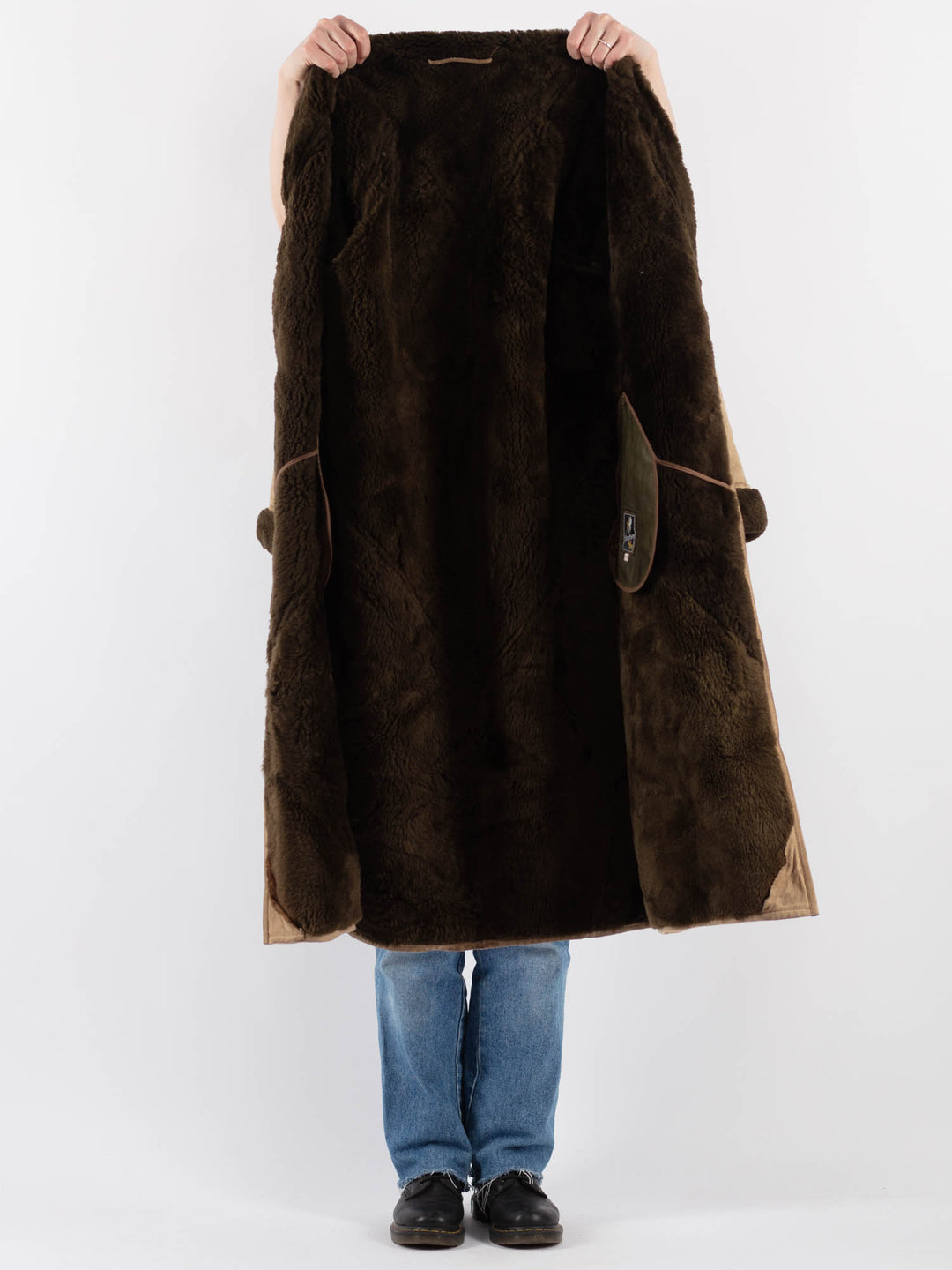 Vintage 80's Women Sheepskin Coat in BeigeV9321